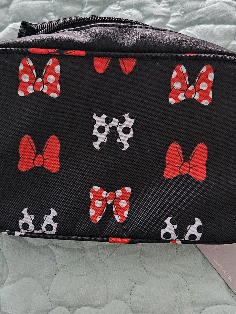 Disney Parks Minnie Mouse Bow Wristlet Wallet And Crossbody Bag New with Tag